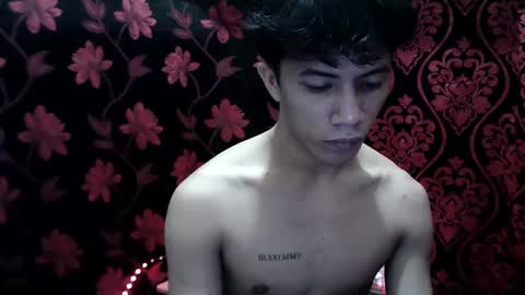 andrew_fucker69 online show from 10, 3, 2026