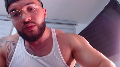 andrew_holden__ online show from 4, 2, 2026