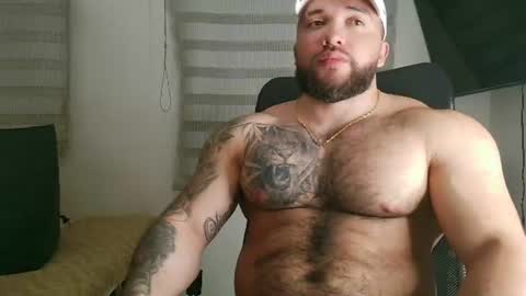 andrew_holden__ online show from 16, 7, 2026