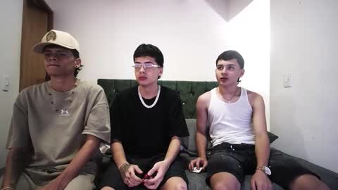 Snapshot of andrew_restrepo chatting on 21, 9, 2025 andrew restrepo online show from 21, 9, 2025