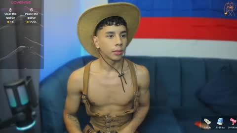 Snapshot of andrew_twink18 chatting on 8, 5, 2026 Andrew M. online show from 8, 5, 2026