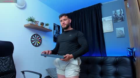 Andrew Diaz online show from 5, 2, 2025