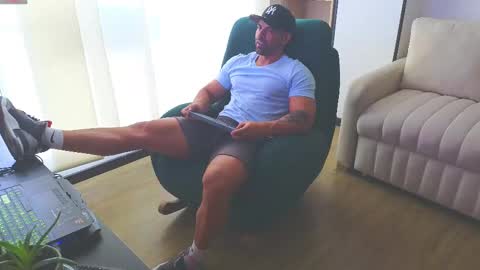 Snapshot of andrewfame chatting on 22, 2, 2025 Andrew online show from 22, 2, 2025