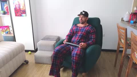 Snapshot of andrewfame chatting on 10, 9, 2025 Andrew online show from 10, 9, 2025