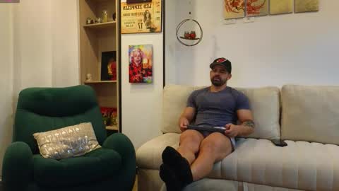 Snapshot of andrewfame chatting on 21, 10, 2025 Andrew online show from 21, 10, 2025