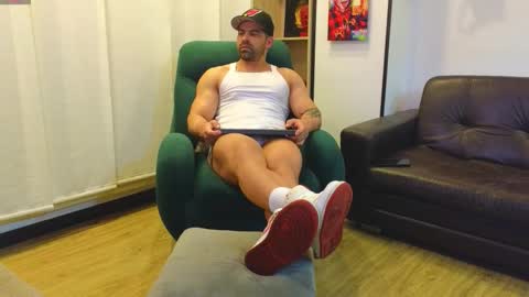 Snapshot of andrewfame chatting on 13, 11, 2025 Andrew online show from 13, 11, 2025