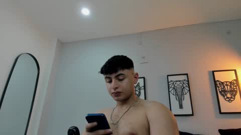 Andrewlamar21 online show from 25, 1, 2025