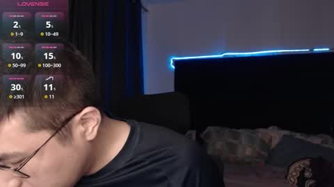 andrewmhilton_ online show from 17, 12, 2025