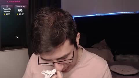 andrewmhilton_ online show from 8, 1, 2026