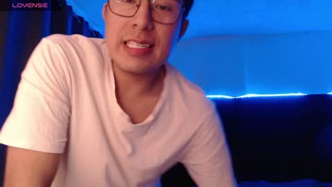 andrewmhilton_ online show from 27, 7, 2026