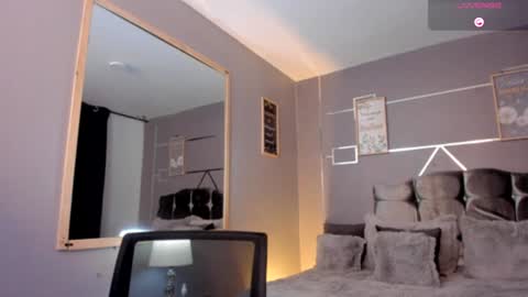      online show from 7, 2, 2025