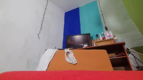 andrykasandry online show from 5, 1, 2025