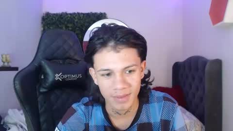 Snapshot of andy_dan1 chatting on 15, 1, 2025 andy_dan1 online show from 15, 1, 2025