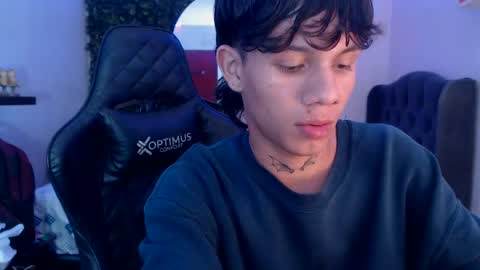 Snapshot of andy_dan1 chatting on 5, 3, 2025 andy_dan1 online show from 5, 3, 2025