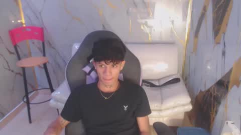 Snapshot of andy_dan1 chatting on 16, 10, 2025 andy_dan1 online show from 16, 10, 2025