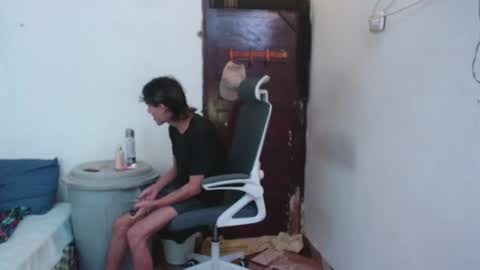 Snapshot of andy_dan1 chatting on 15, 6, 2026 andy_dan1 online show from 15, 6, 2026