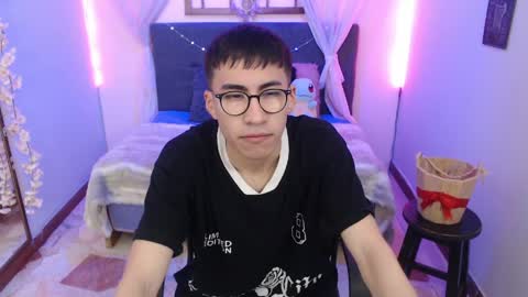 Andy online show from 12, 4, 2026