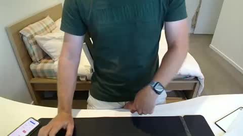 andy_xx79 online show from 13, 1, 2025