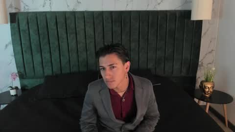 Andy Joy  online show from 16, 12, 2025