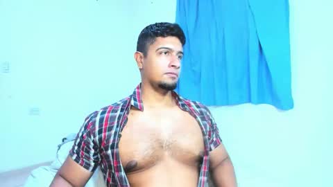 Snapshot of andylemonda chatting on 1, 10, 2025 andylemonda online show from 1, 10, 2025