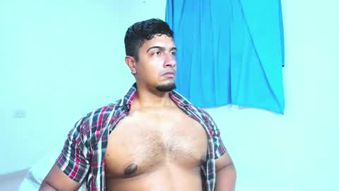 Snapshot of andylemonda chatting on 9, 10, 2025 andylemonda online show from 9, 10, 2025