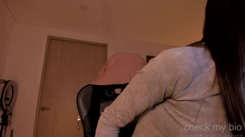 Snapshot of anelisse_ chatting on 21, 1, 2025 online show from 21, 1, 2025