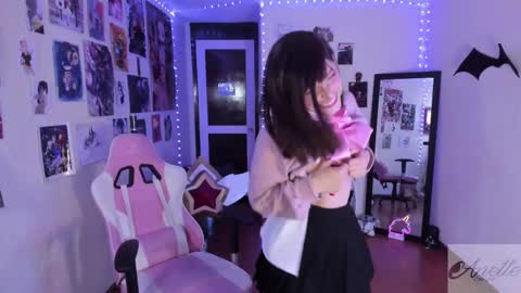 Anette Scorpio online show from 4, 3, 2025