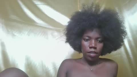 Snapshot of angeeliine chatting on 27, 4, 2026 angeeliine online show from 27, 4, 2026
