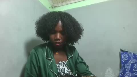 Snapshot of angeeliine chatting on 12, 5, 2026 angeeliine online show from 12, 5, 2026