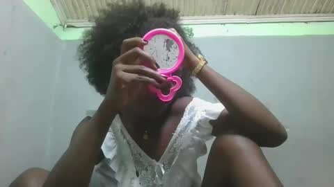 Snapshot of angeeliine chatting on 18, 5, 2026 angeeliine online show from 18, 5, 2026