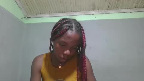 Snapshot of angeeliine chatting on 23, 5, 2026 angeeliine online show from 23, 5, 2026