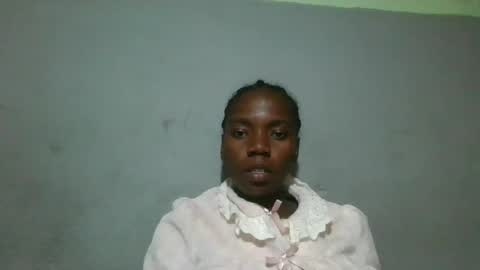 Snapshot of angeeliine chatting on 4, 7, 2026 angeeliine online show from 4, 7, 2026