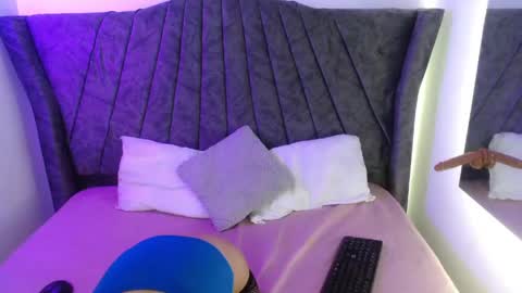 Angel  online show from 28, 4, 2026