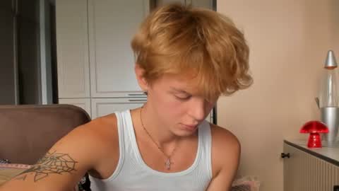 angel_andreww online show from 16, 6, 2026