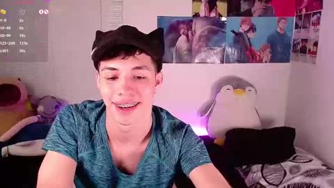 Angel   help me with 100 thumbs up online show from 27, 12, 2024