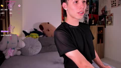 Snapshot of angel_bless19 chatting on 2, 6, 2026 Angel help me with 100 thumbs up online show from 2, 6, 2026