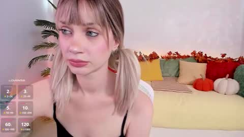 Snapshot of angel_claire chatting on 6, 11, 2025 Claire - be back soon online show from 6, 11, 2025