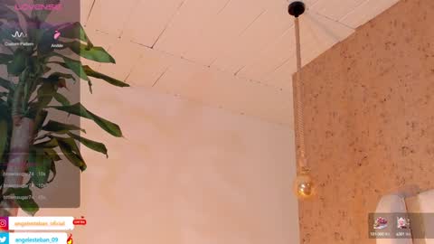 Snapshot of angel_esteban_fx chatting on 7, 2, 2025 ngel Esteban online show from 7, 2, 2025