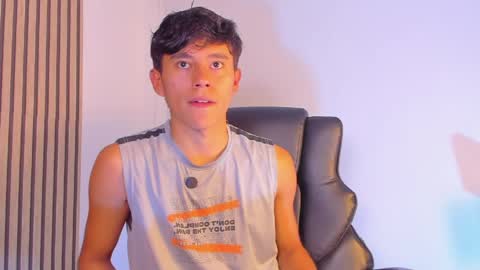 Snapshot of angel_esteban_fx chatting on 15, 5, 2026 ngel Esteban online show from 15, 5, 2026