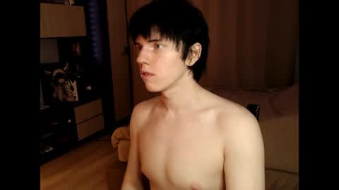 Snapshot of angel_fear chatting on 8, 7, 2026 Ray online show from 8, 7, 2026