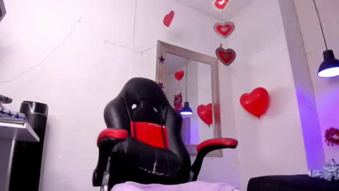 angel hardy online show from 25, 4, 2026