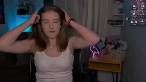 Snapshot of angel_hip chatting on 28, 7, 2026 angel_hip online show from 28, 7, 2026