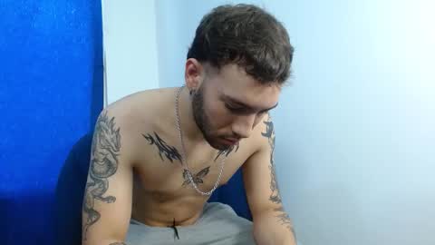 angel_kyrozz online show from 5, 10, 2025