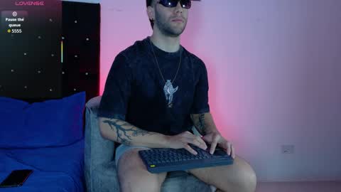 angel_kyrozz online show from 20, 4, 2026