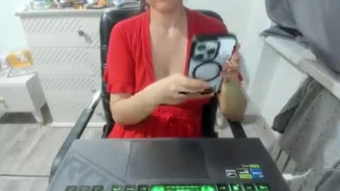 angel_lee__ online show from 11, 1, 2025