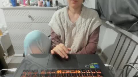 angel_lee__ online show from 23, 1, 2025