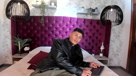 Angel  online show from 10, 4, 2026