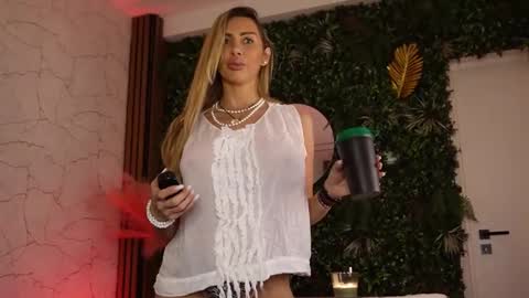 Anysia online show from 14, 1, 2026