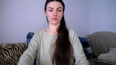 Snapshot of angel_zoe77 chatting on 8, 5, 2026 Zoe online show from 8, 5, 2026