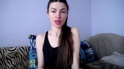 Snapshot of angel_zoe77 chatting on 18, 5, 2026 Zoe online show from 18, 5, 2026